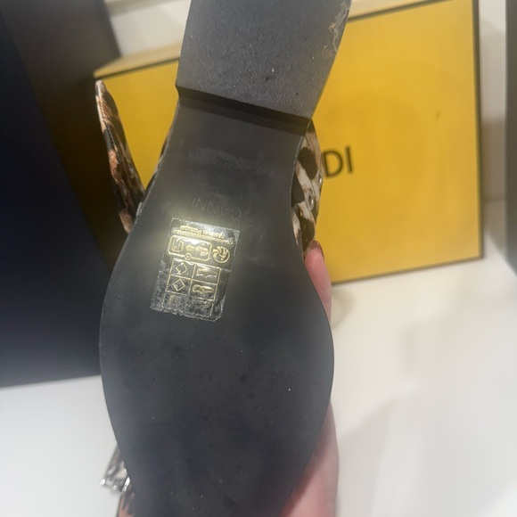 Ganni Leopard Print Buckle Slingback Flats - Picture 9 of 13